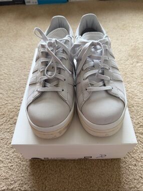 Y-3 Hicho Women's Classic grey Leather Lace-Up Sneakers
